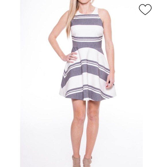 Elizabeth and James Magdalena Dress sz. 8 NWT - Picture 8 of 8